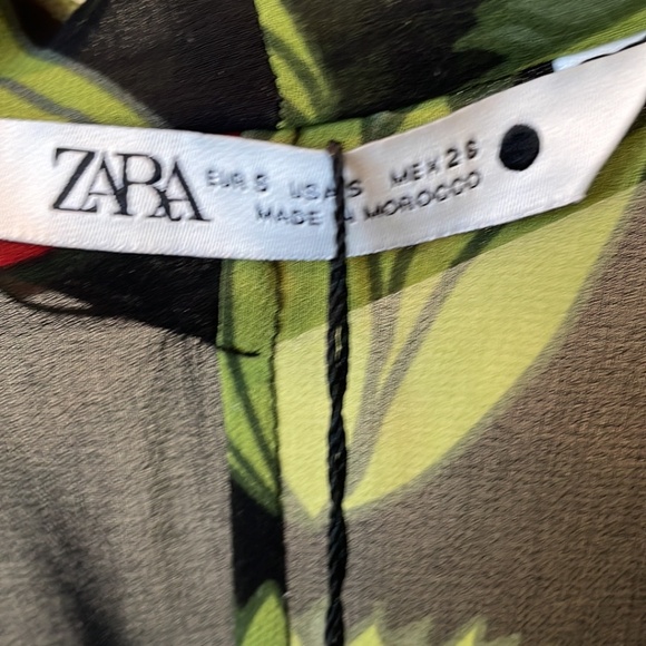 Zara Belted Flowy Floral Leaf Semi-sheer Button Down Maxi Dress - Picture 4 of 5